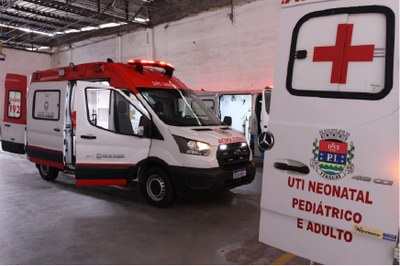 Governo devolve 12 ambulâncias para operação na cidade em 8 dias