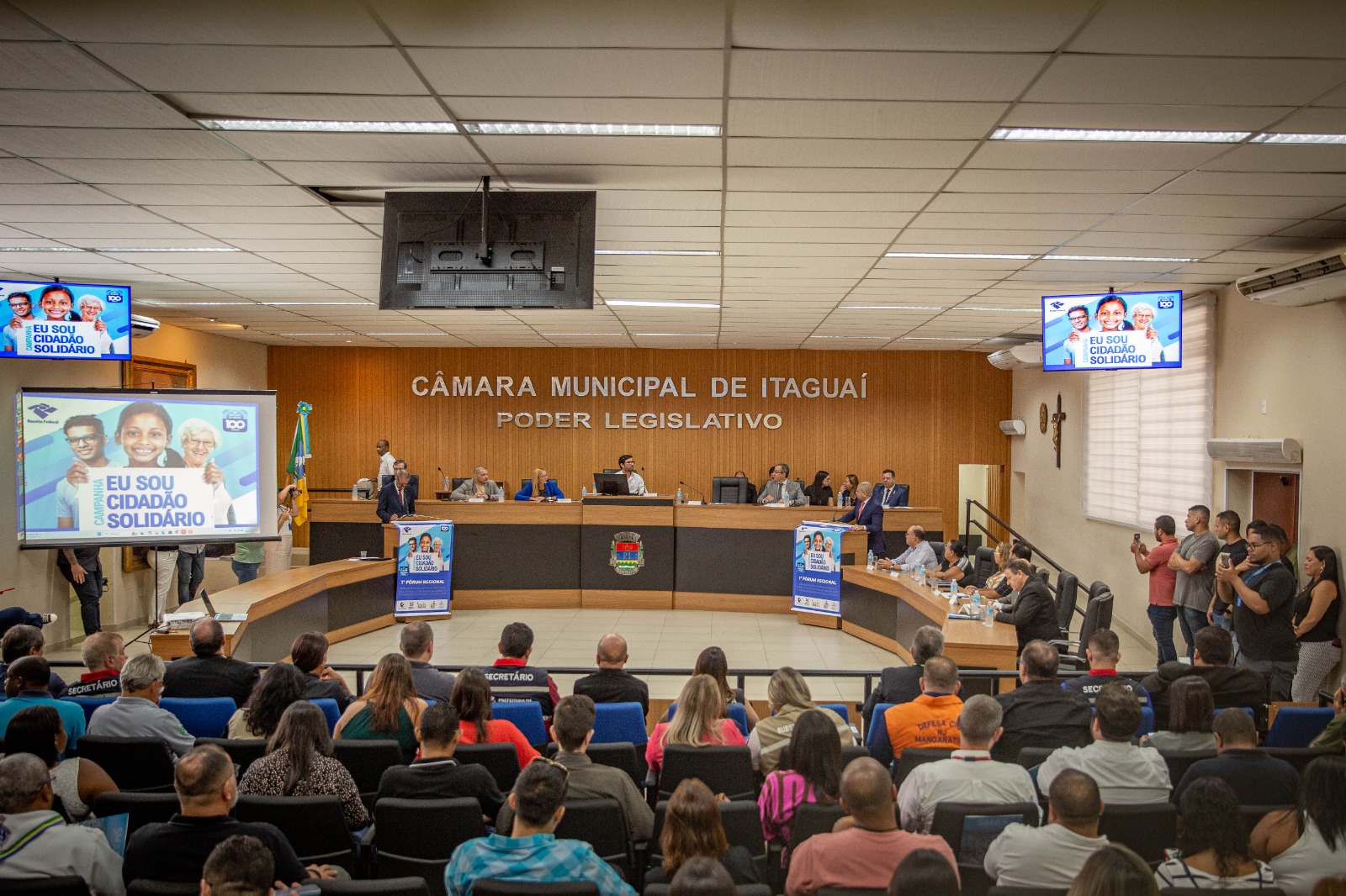 Forum divulgou informações que ajudam cidadãos e empresas a fazerem destinações no imposto de renda que beneficiam fundos para idosos e jovens (Foto: Italo Dornelles)