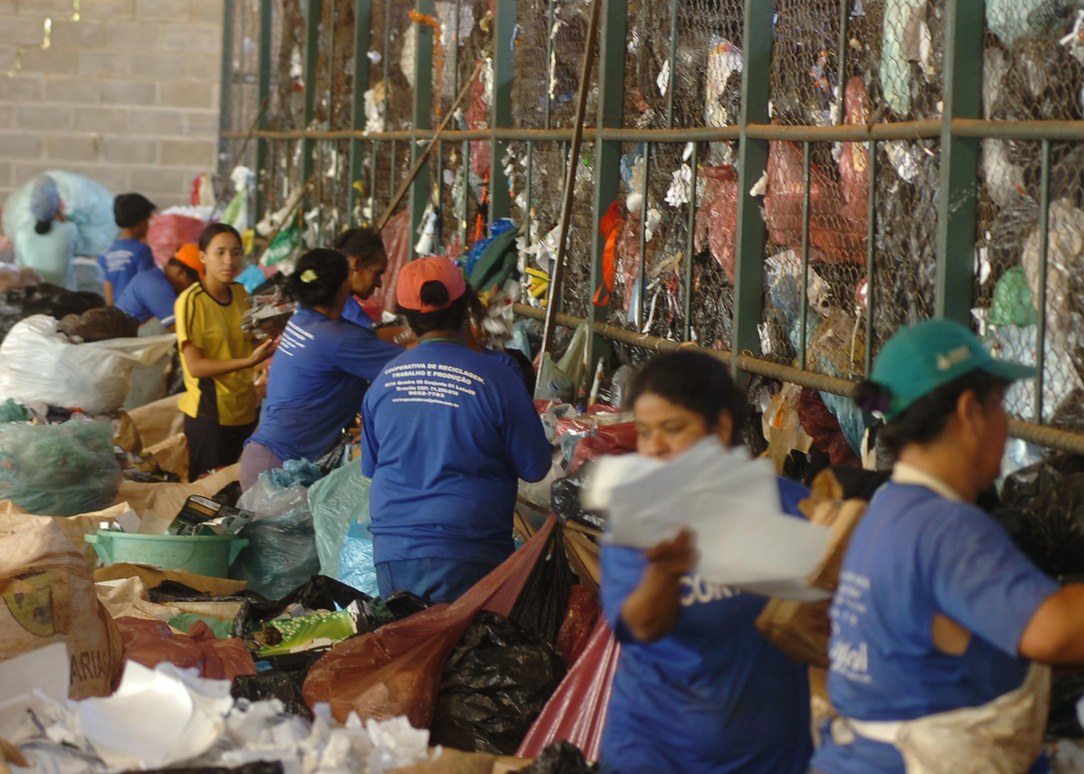Secretaria de Meio Ambiente convoca catadores de recicláveis para credenciamento e cadastro